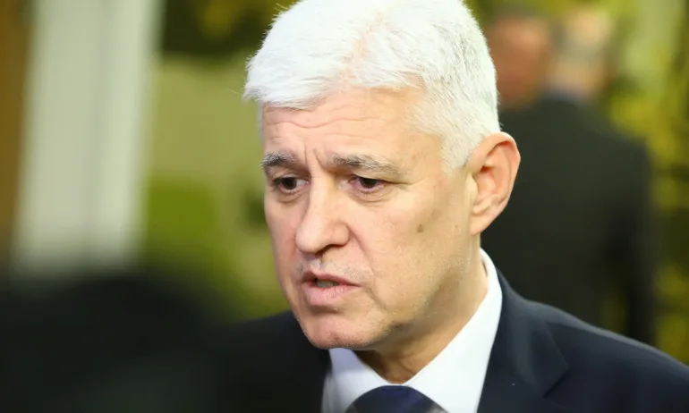 Списъкът по решението на Народното събрание е изпълнен, заяви Стоянов,