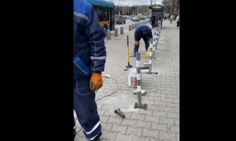 По настояване на Борис Бонев разбиха ремонтиран тротоар - Tribune.bg