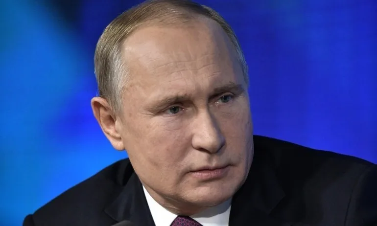 Путин в новогодишно поздравление към Тръмп: Готови сме за диалог - Tribune.bg