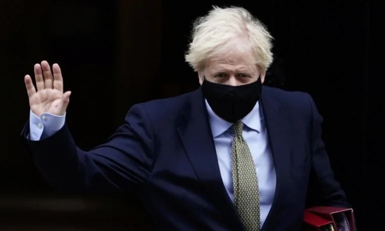 Борис Джонсън предупреди за още по-строги COVID ограничения - Tribune.bg