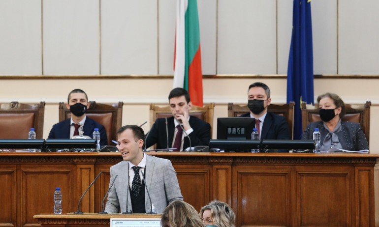 Депутат от ПП: ГЕРБ-младежи са виновни за инфлацията - Tribune.bg