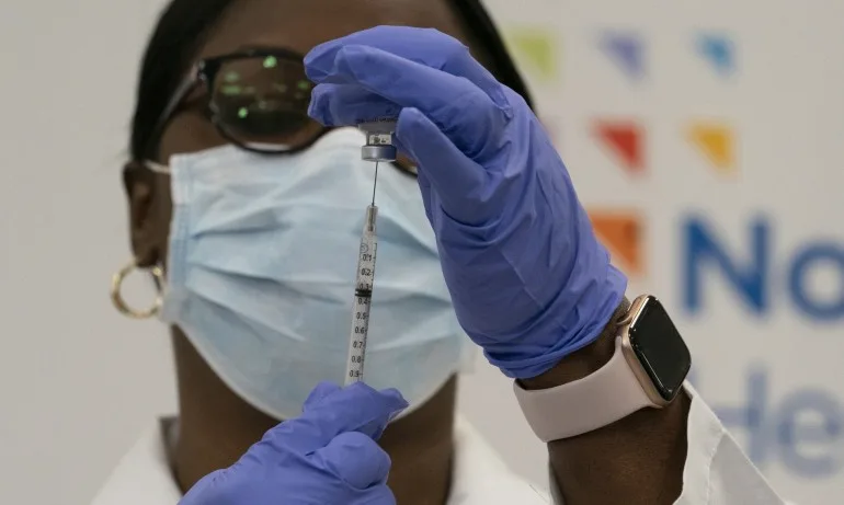 Ваксината на Moderna е ефикасна, потвърди Агенцията за контрол на храните и лекарствата в САЩ - Tribune.bg