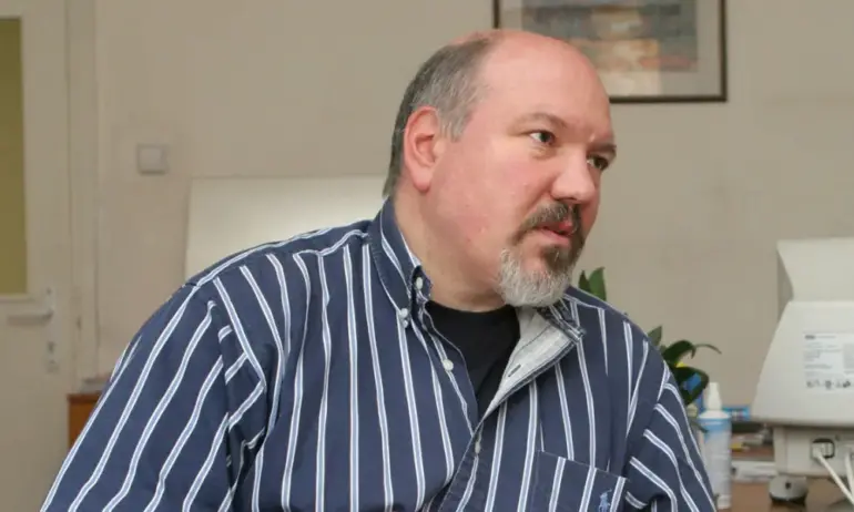 Александър Маринов: Президентът няма да подпише указ за свалянето на Гешев - Tribune.bg