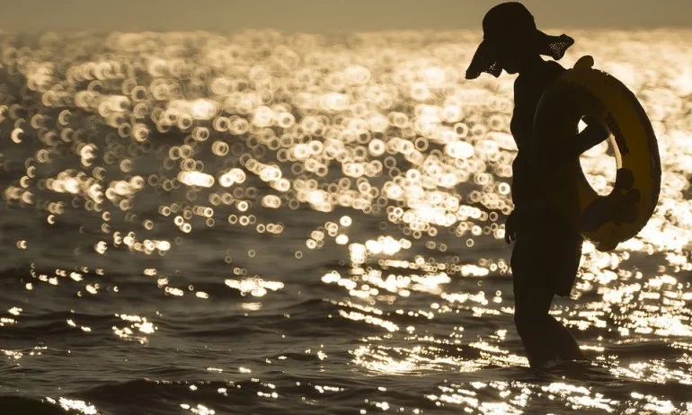 Константин Райков, КЗП: Няма опасни плажни стоки на пазара - Tribune.bg