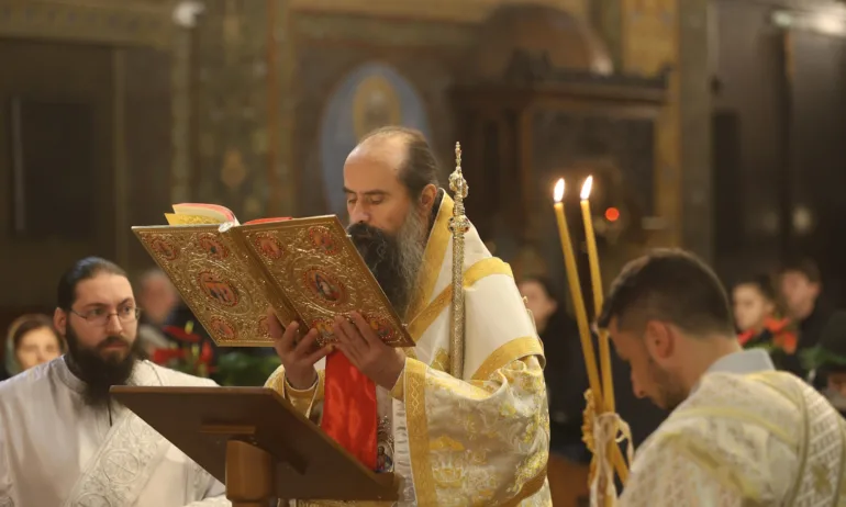 Патриарх Даниил: В днешните времена на войни и страх за бъдещето, нашата едничка надежда и утеха е Господ - Tribune.bg