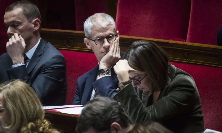 Министърът на културата на Франция е заразен с коронавирус - Tribune.bg