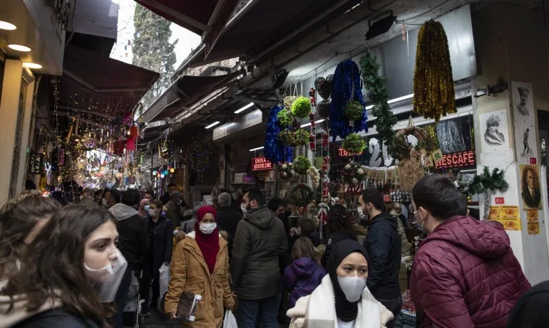 Турция затяга мерките за чуждестранните туристи за Нова година - Tribune.bg