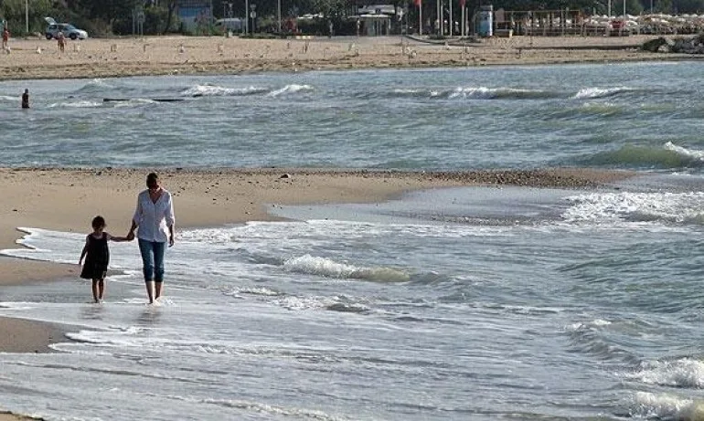 Служебното правителство дава над допълнителни 2,4 млн. лв. за море на учениците - Tribune.bg