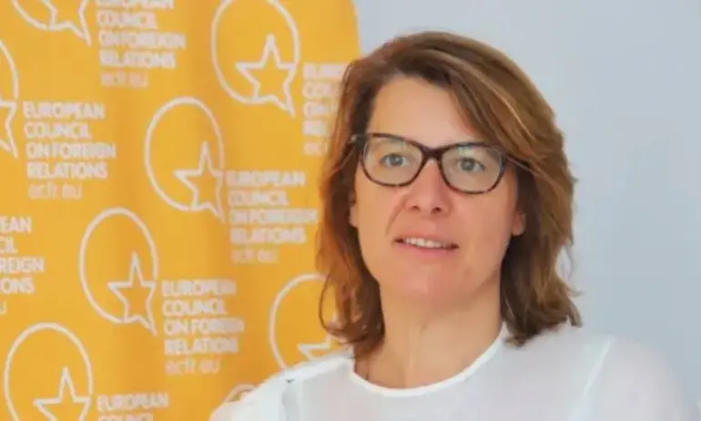 Весела Чернева: Скопие трудно ще започне скоро преговорите с ЕС - Tribune.bg