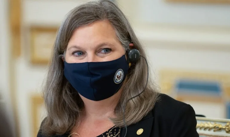 Виктория Нюланд уведоми по телефона Стефан Янев за санкциите на Пеевски и Божков - Tribune.bg