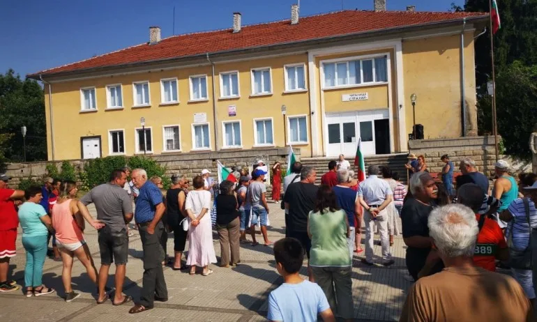 ВАП ангажира МРРБ за водата в село Кръстевич - Tribune.bg