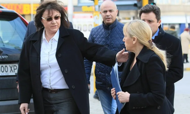 Издигнаха и Корнелия Нинова за водач на евролистата на БСП - Tribune.bg