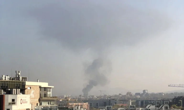 Пожар е пламнал в новострояща се сграда на бул. Симеоновско