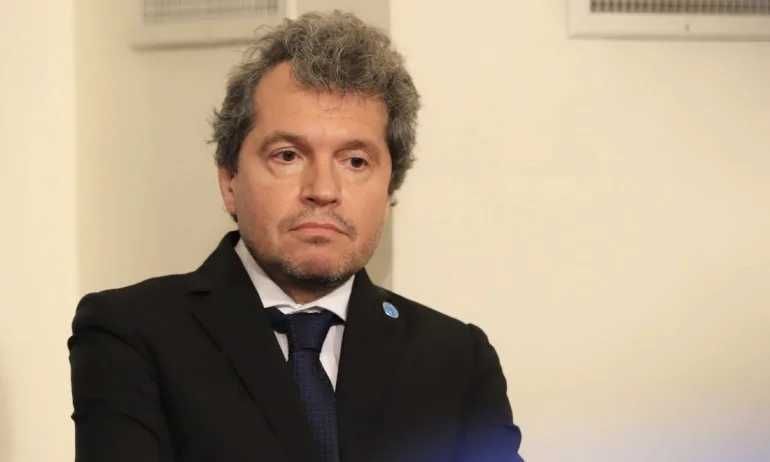 Тошко Йорданов: Всички, освен нас, са бивши - Tribune.bg