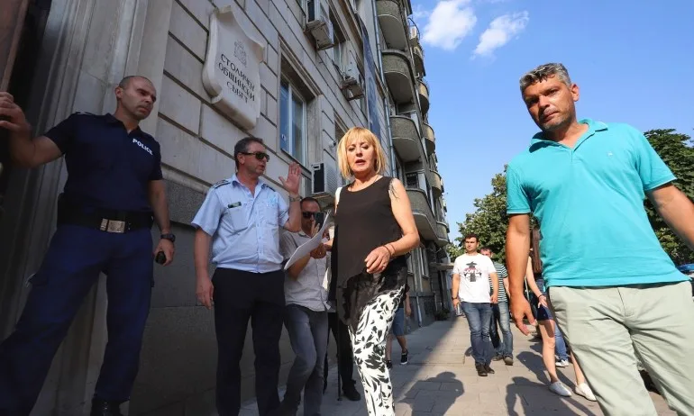 Манолова с предложение служебното правителство да стане редовен кабинет - Tribune.bg