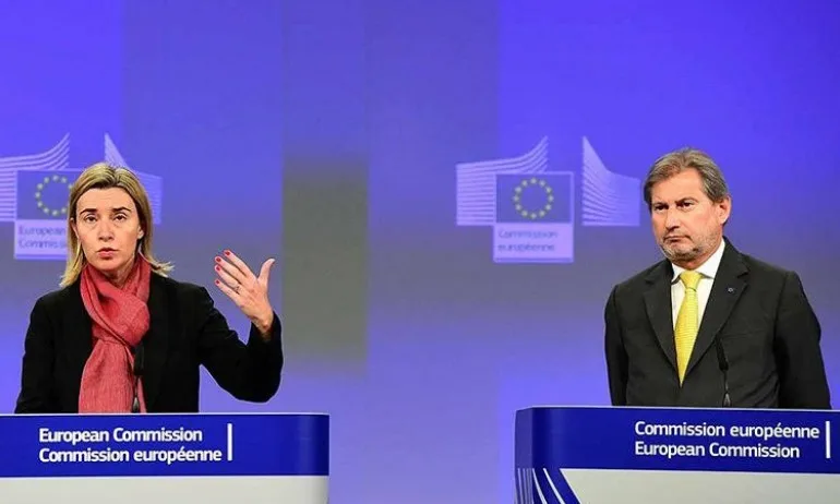 Могерини и Хан за Македония: Парламентът да промени Конституцията и името - Tribune.bg