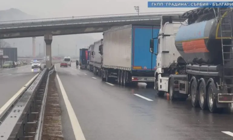 Над 1/3 от транспортните фирми в Пиринско - собственост на македонски граждани - Tribune.bg