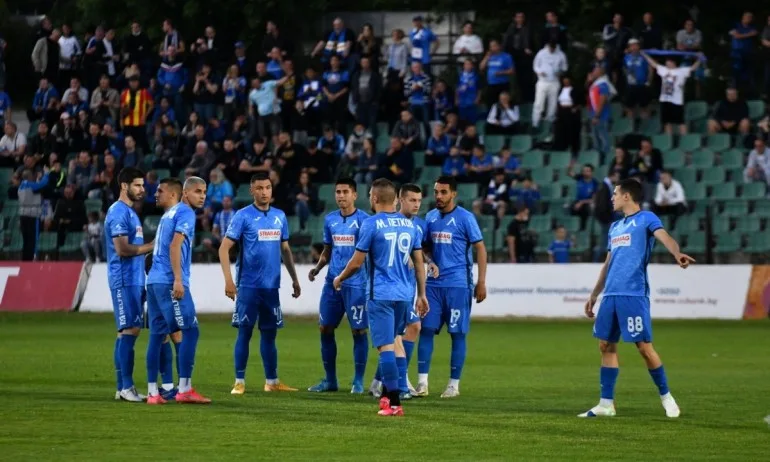 Левски започва подготовка без трима - Tribune.bg