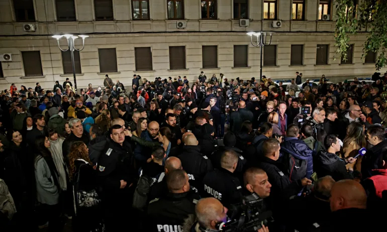 МВР изпрати на премиера доклада за действията на полицията по време на протеста пред Народния театър - Tribune.bg