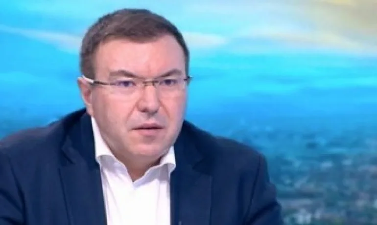 200 доброволци са се отзовали на призива на Александровска болница - Tribune.bg