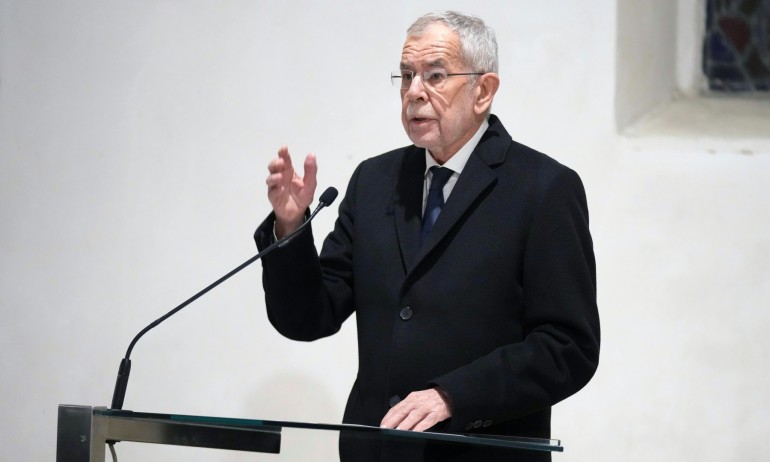 Австрийският президент говори с Радев за РС Македония - Tribune.bg