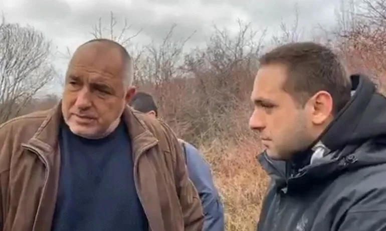 Премиерът Борисов е в Перник, наблюдава обследването на течовете на вода (ОБНОВЕНА) - Tribune.bg