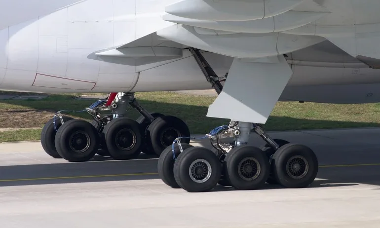 Кабинетът одобри средства за нов правителствен самолет - Tribune.bg