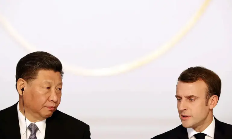 Китайският президент Си Цзинпин пристигна в Париж, като това е