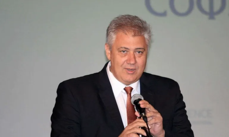 Проф. Балтов: Протестите ще доведат до ръст на заболелите с COVID-19 в София - Tribune.bg