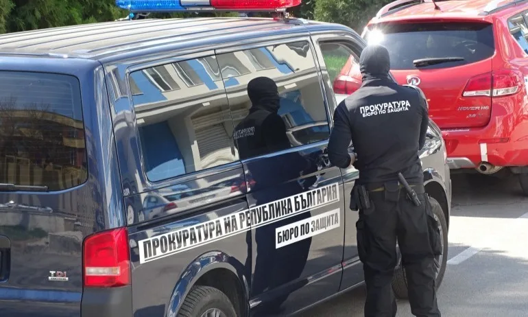 Разбиха мащабна банда, намериха злато за над 4 млн. лв. в банкови касети (СНИМКИ) - Tribune.bg