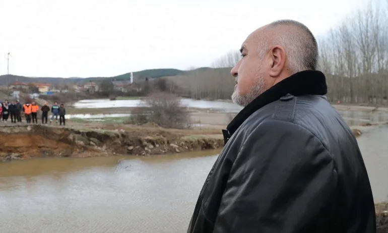 Борисов в Рибново: Колкото повече училища, игрища и класни стаи, толкова по-добре за бъдещето - Tribune.bg