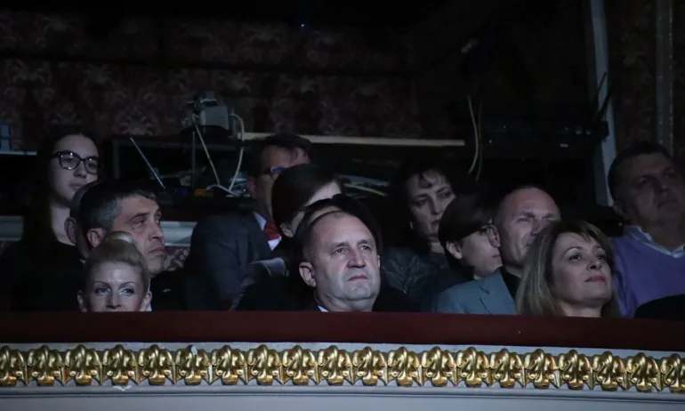 Румен Радев: Дъщеря ми не е поела ангажимент да снима филм - Tribune.bg