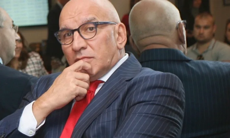 Левон Хампарцумян: Очакванията са, че може би растежът на световната икономиката ще се забави - Tribune.bg