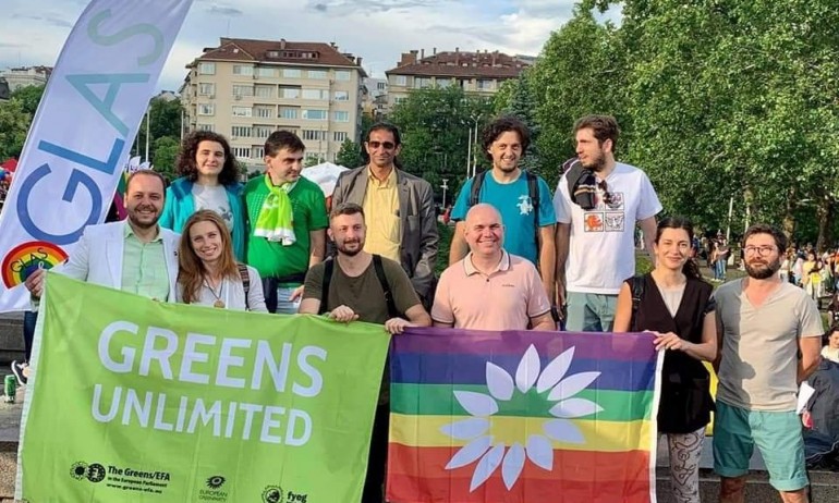 От София Прайд поздравиха Борислав Сандов: За първи път имаме вицепремиер, който открито подкрепя ЛГБТИ - Tribune.bg