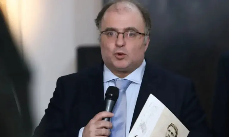 Маестро Найден Тодоров: Когато всички политици искат да дирижират, става не симфония, а какофония - Tribune.bg