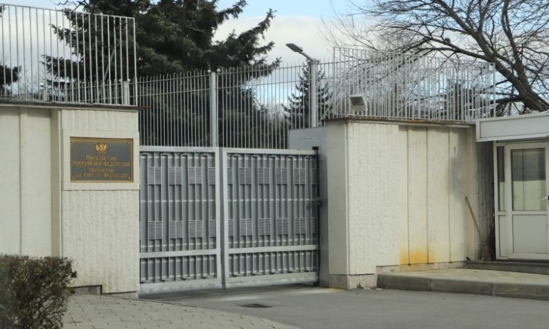 Руското посолството: Народната милиция на ДНР и въоръжените ни сили евакуираха моряците от Царевна - Tribune.bg