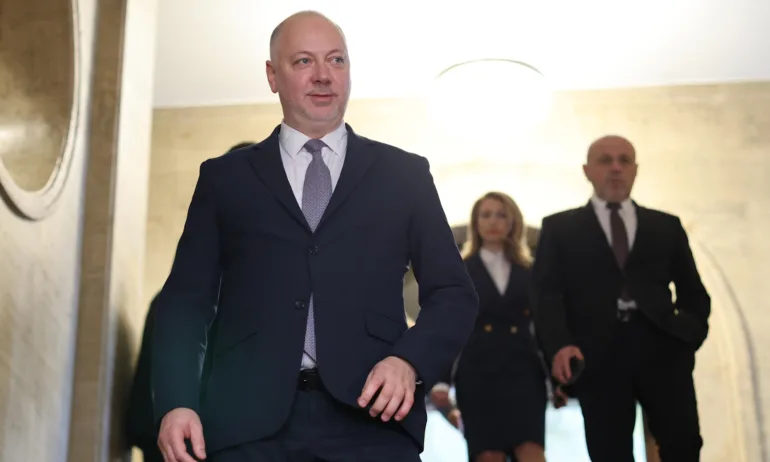 Желязков: Компромисът в момента е, че всеки направи отстъпка, за да може в България да има мнозинство - Tribune.bg