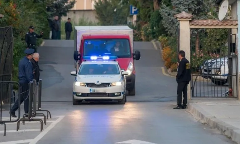 Продължава доставката на бюлетините за местния вот (ВИДЕО) - Tribune.bg