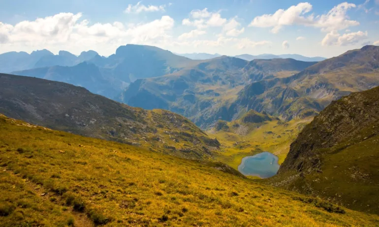 Le Figaro представя България като дестинация: разнообразна, впечатляваща, достъпна - Tribune.bg