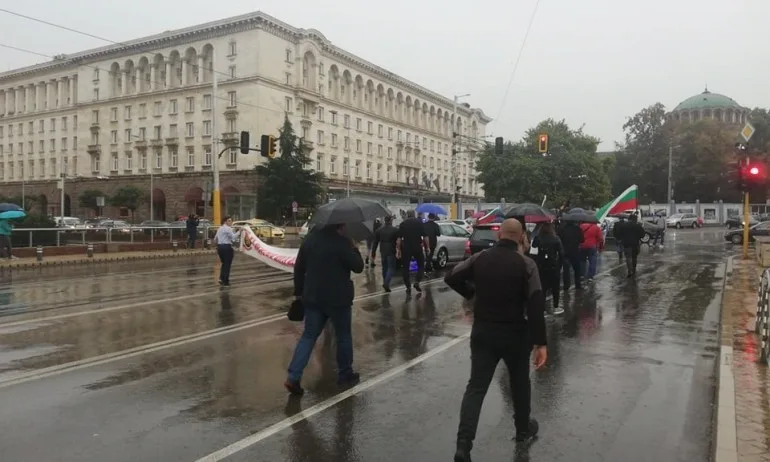 ВМРО продължава протестите срещу високите цени на тока, парното, газа и храните - Tribune.bg