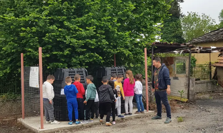 Приключиха дейностите по проект Първи стъпки в компостирането в община Луковит - Tribune.bg