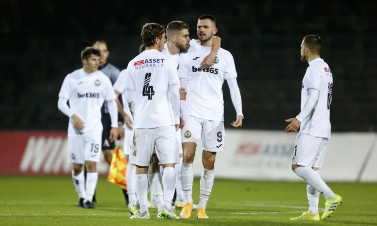 Славия и Етър излизат за ключов мач на дъното - Tribune.bg