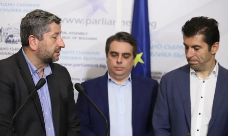 Спряган за кандидат-кмет на ПП и ДБ пие норвежка бира с популярен бизнесмен (СНИМКА) - Tribune.bg