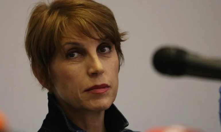 Едрева: Трети ден демократичните партии мълчат. Демократи, къде сте? - Tribune.bg