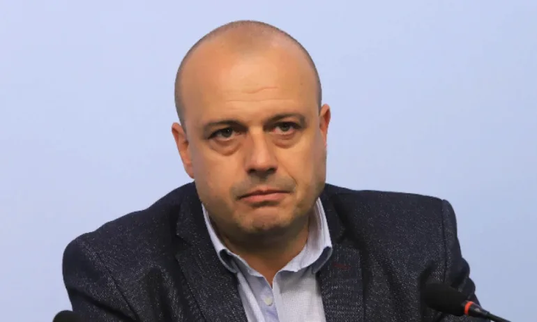 Христо Проданов пред Tribune: Лукойл е един от най-големите работодатели у нас, има опасност да го затворим - Tribune.bg