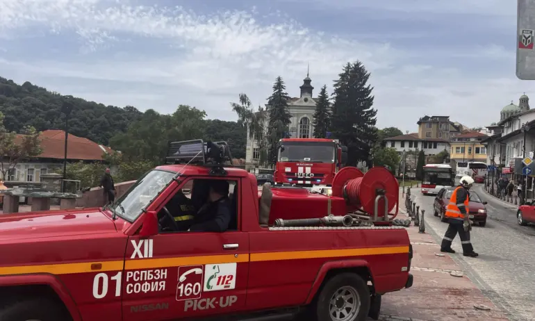 Пожар в една от кулите на Царевец вдигна на крак пожарната във Велико Търново 