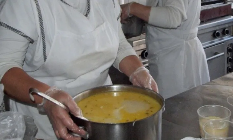 Инфлацията повишава цената на купоните на детските кухни в Бургас - Tribune.bg