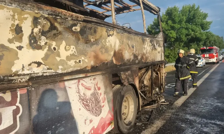 Изгорелият автобус в Бургас: 27-годишен, минал безпроблемно преглед през юни - Tribune.bg