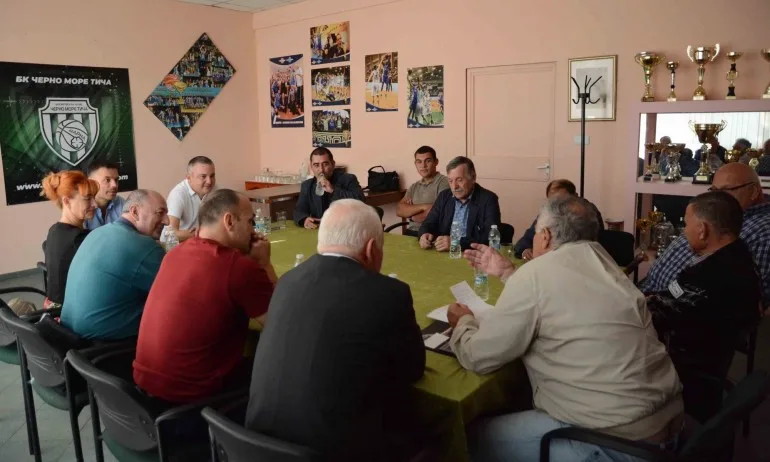 Иван Портних: Ще инвестираме в изграждането на нова база за водни спортове - Tribune.bg