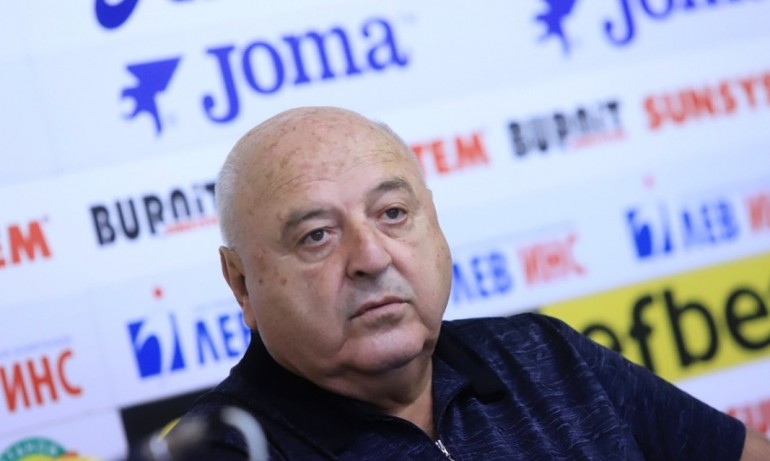 Венцеслав Стефанов към Кирил Петков: Младен Михалев се казва Младен Йорданов Михалев, а не Маджо и е завършил Харвард - Tribune.bg